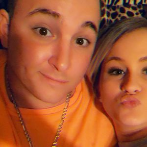 Meet your Posher, Devin